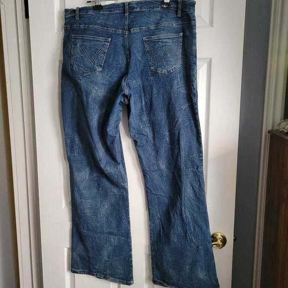 Vintage Wrinkle Effect Boot Cut Jeans - Picture 8 of 12
